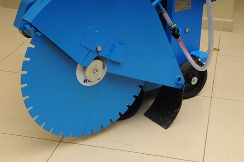 1 KBK-600 Elektrikli Derz Kesme Makinesi.JPG
